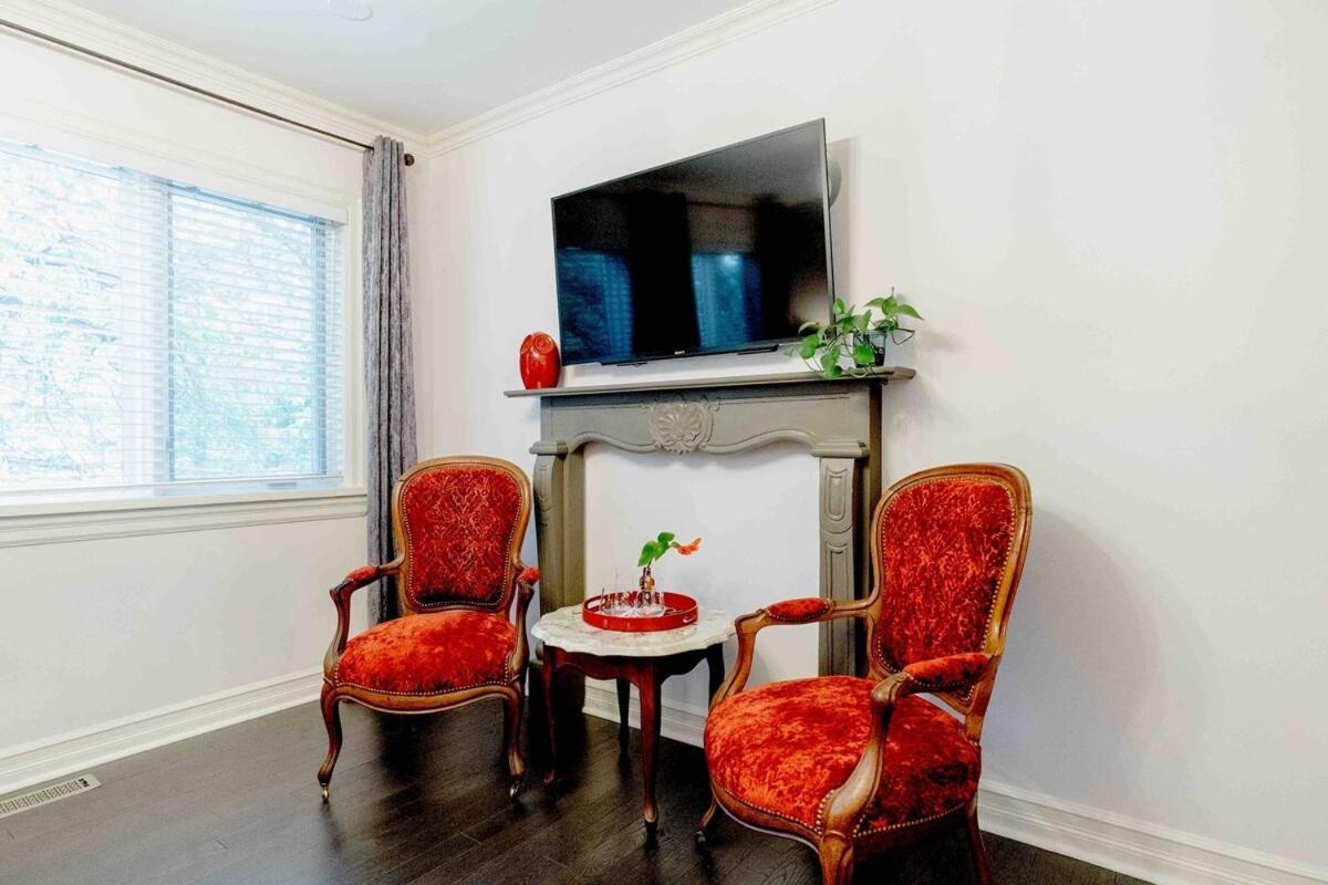 Downtown Luxury Victorian Retreat Hotel Toronto Exterior photo