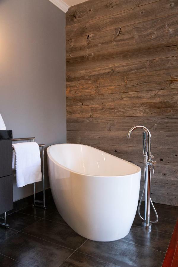 Downtown Luxury Victorian Retreat Hotel Toronto Exterior photo