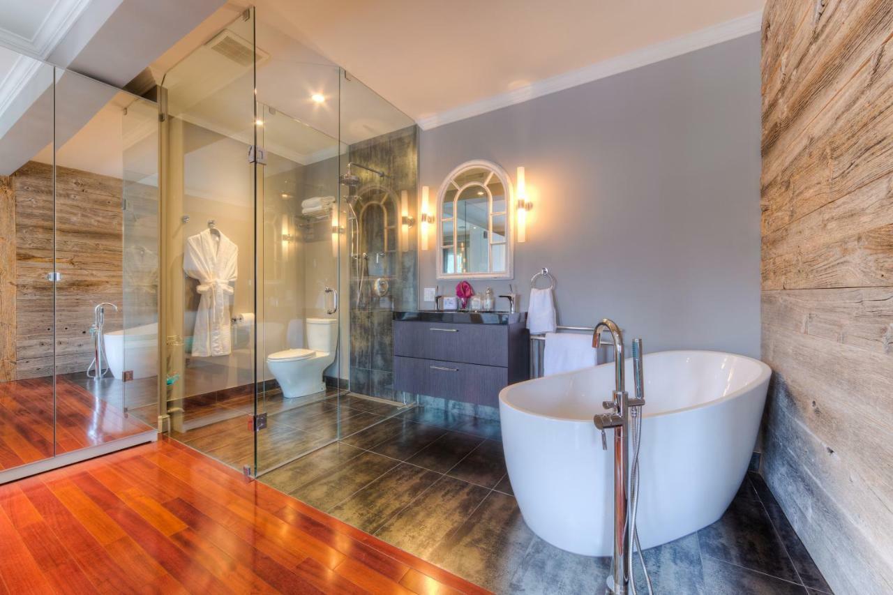 Downtown Luxury Victorian Retreat Hotel Toronto Exterior photo